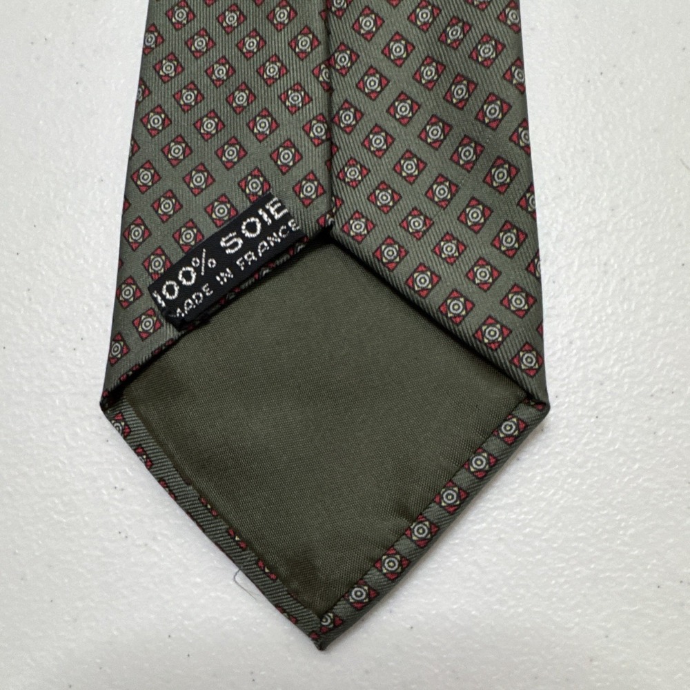 Men's 100% Silk Woven Geometric Pattern Tie, Green Red Black White - Picture 4 of 4